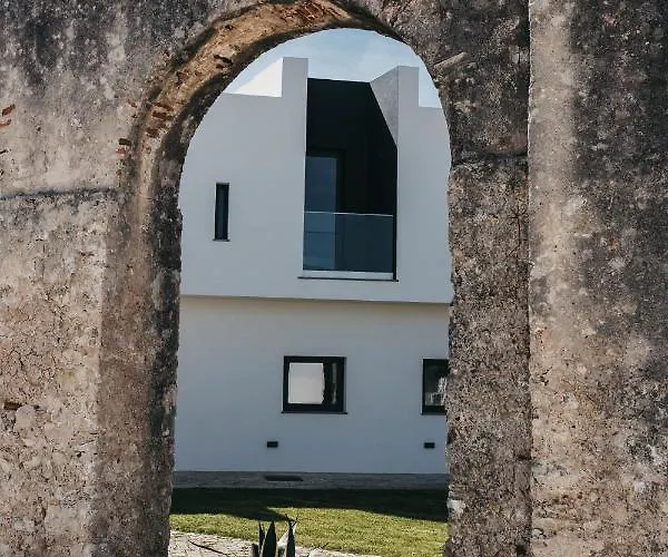 Bed & Breakfast &tales - Óbidos