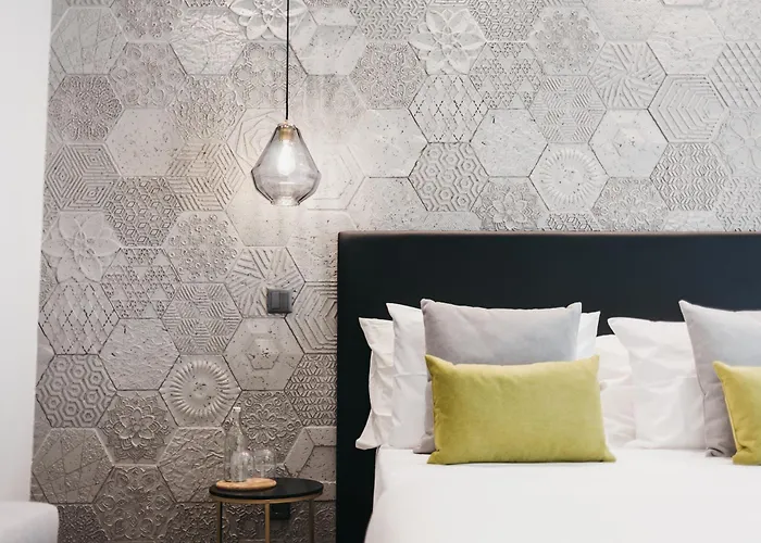 &tales - Bed & Breakfast 3*